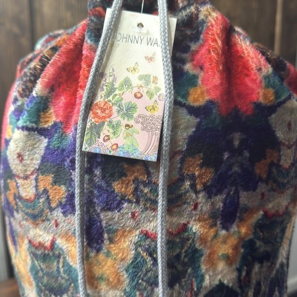 Last One JOHNNY WAS Circle Cozy Blanket - Picture 7 of 8